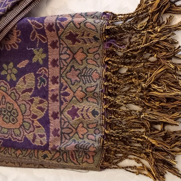 Source Unknown Accessories - Purple Multi Pashmina, 26x64 (NWOT)